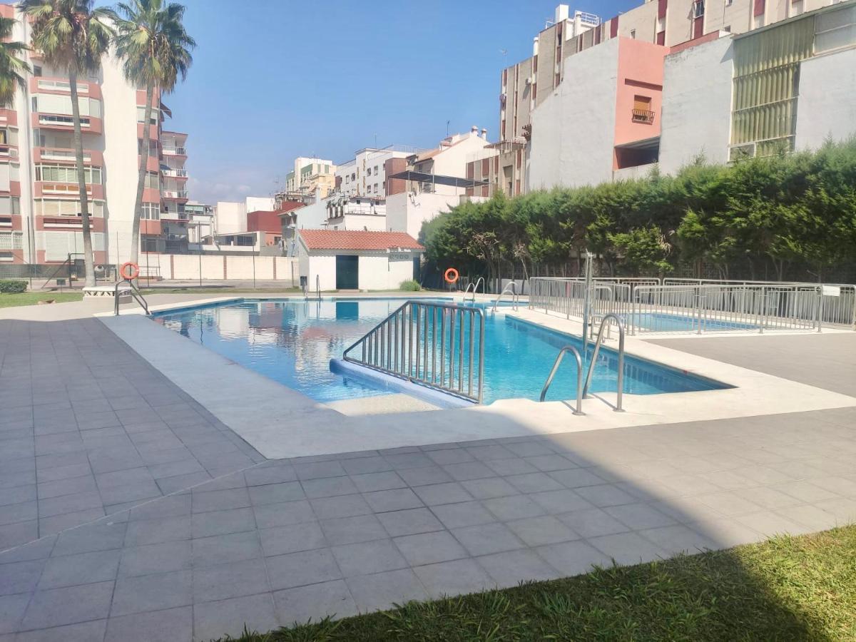 Precioso Estudio Con Piscina, Junto A La Playa Torre Del Mar Buitenkant foto